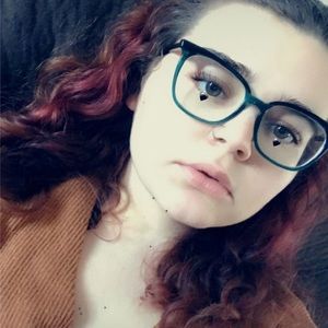 Meet your Posher, Chasiti